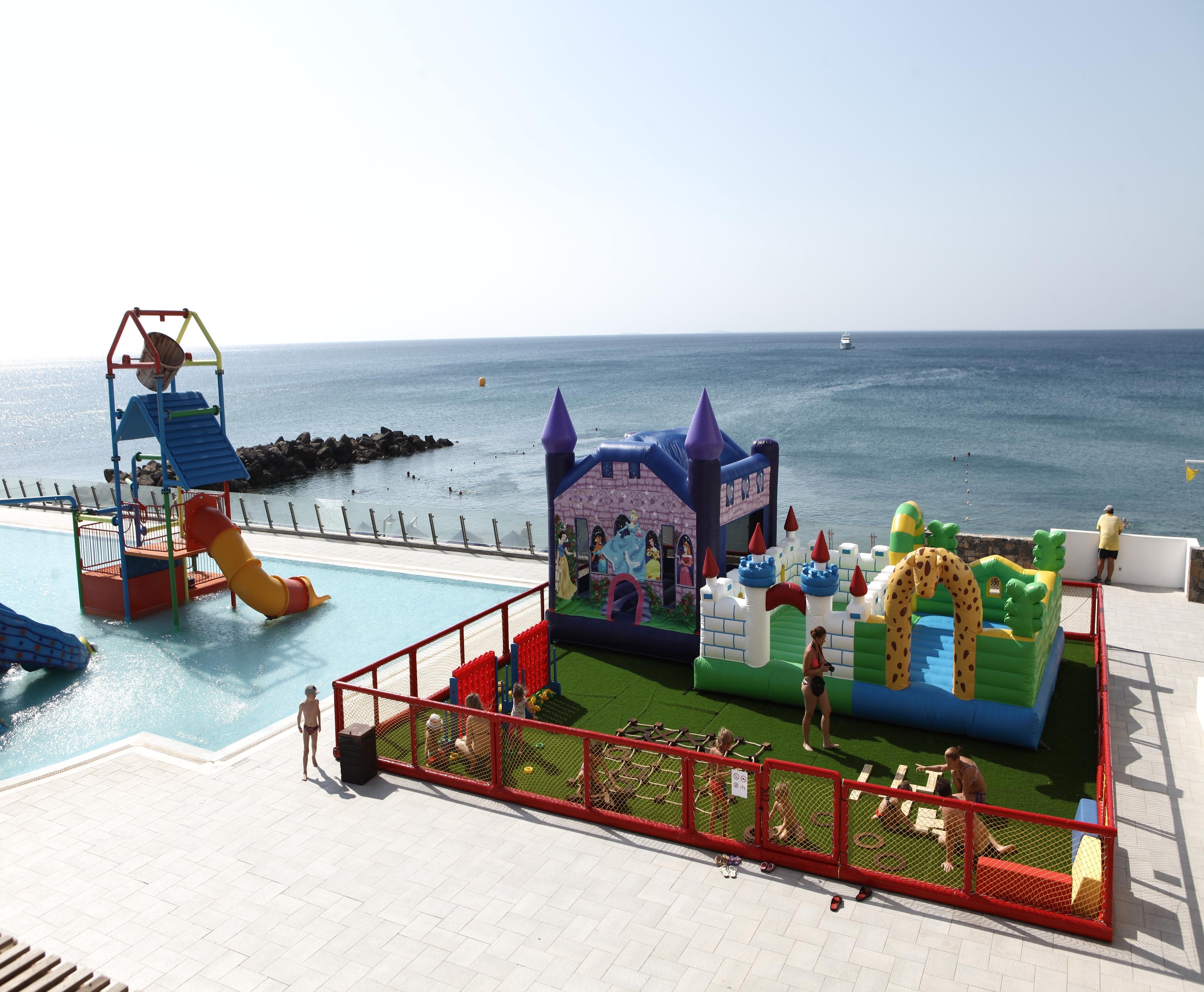 Petra Mare Hotel Ierapetra  Exterior photo