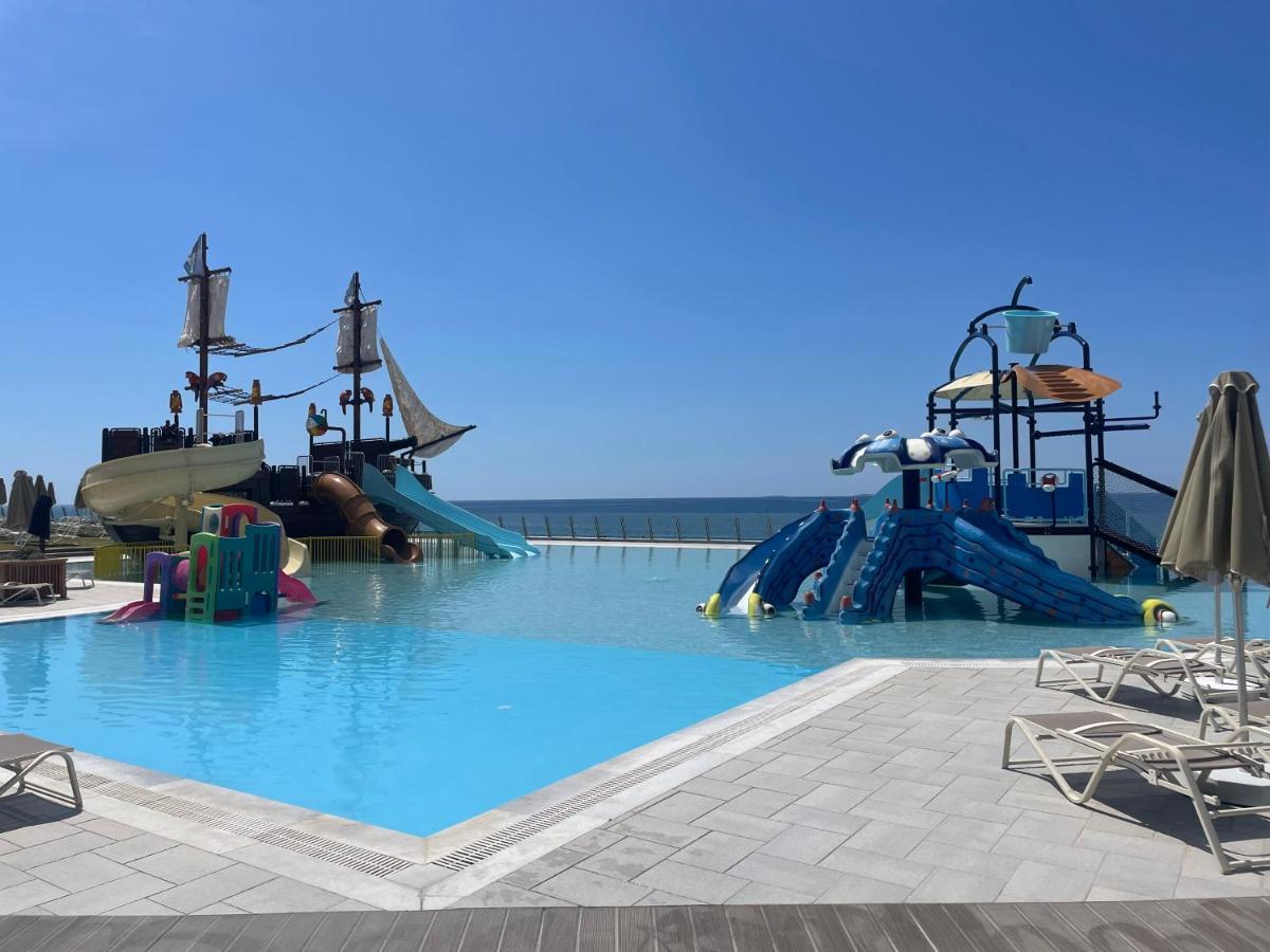 Petra Mare Hotel Ierapetra  Exterior photo
