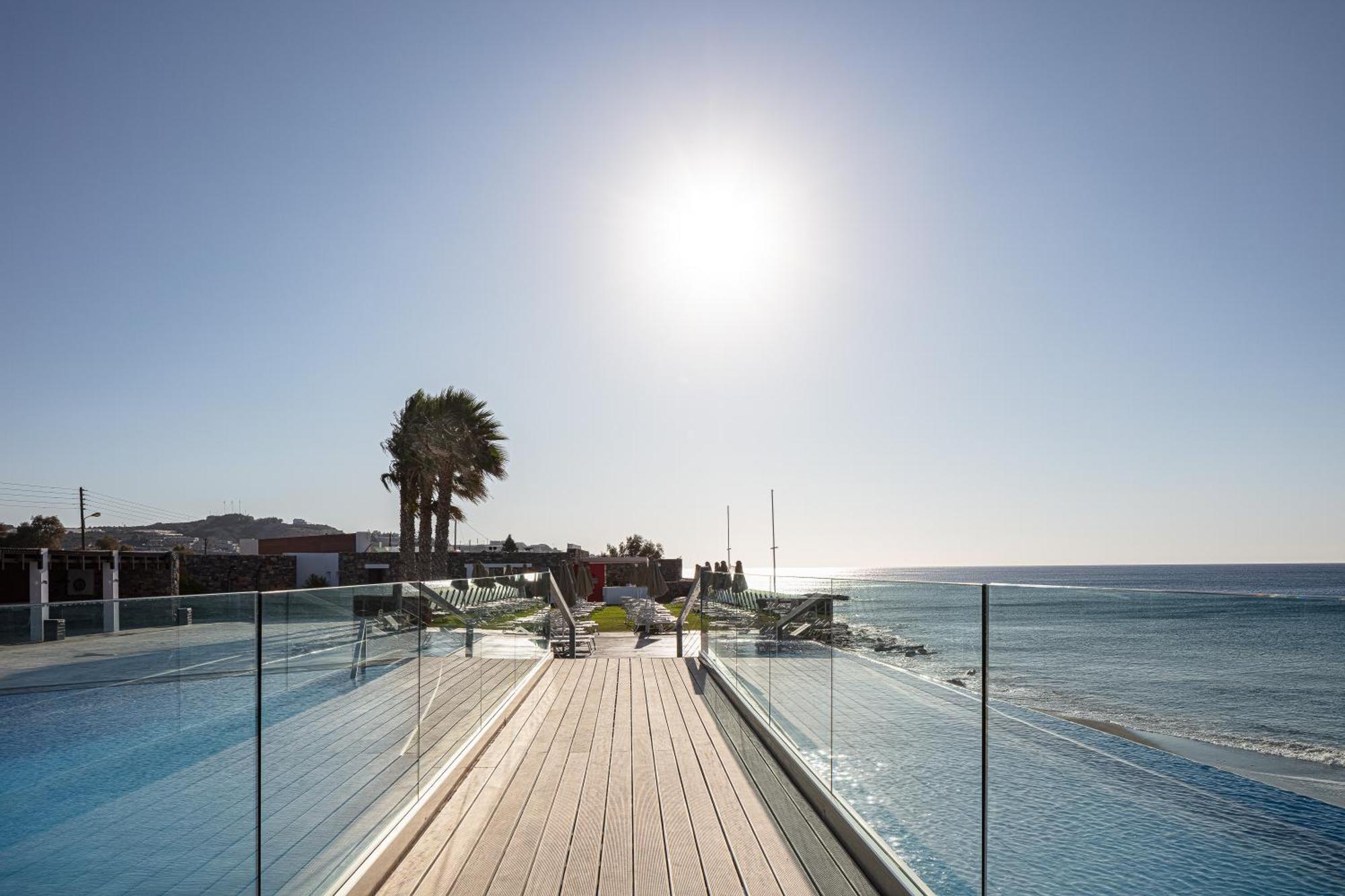 Petra Mare Hotel Ierapetra  Exterior photo